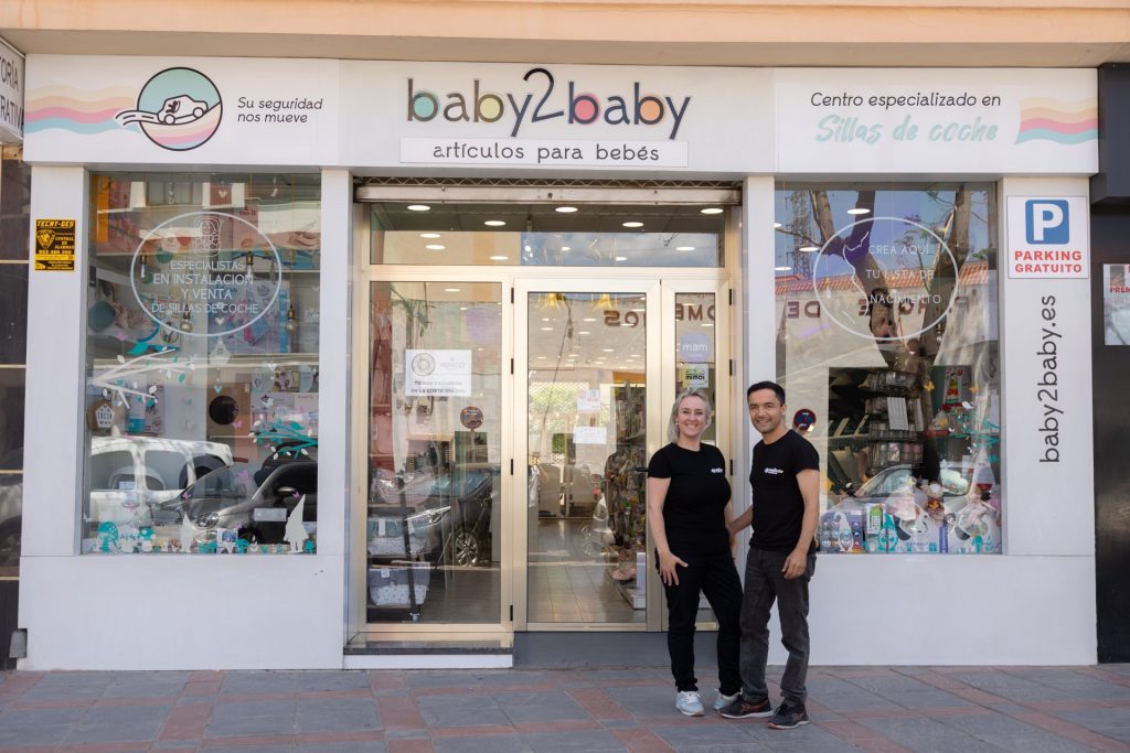 Fachada de la tienda Baby2baby en Fuengirola